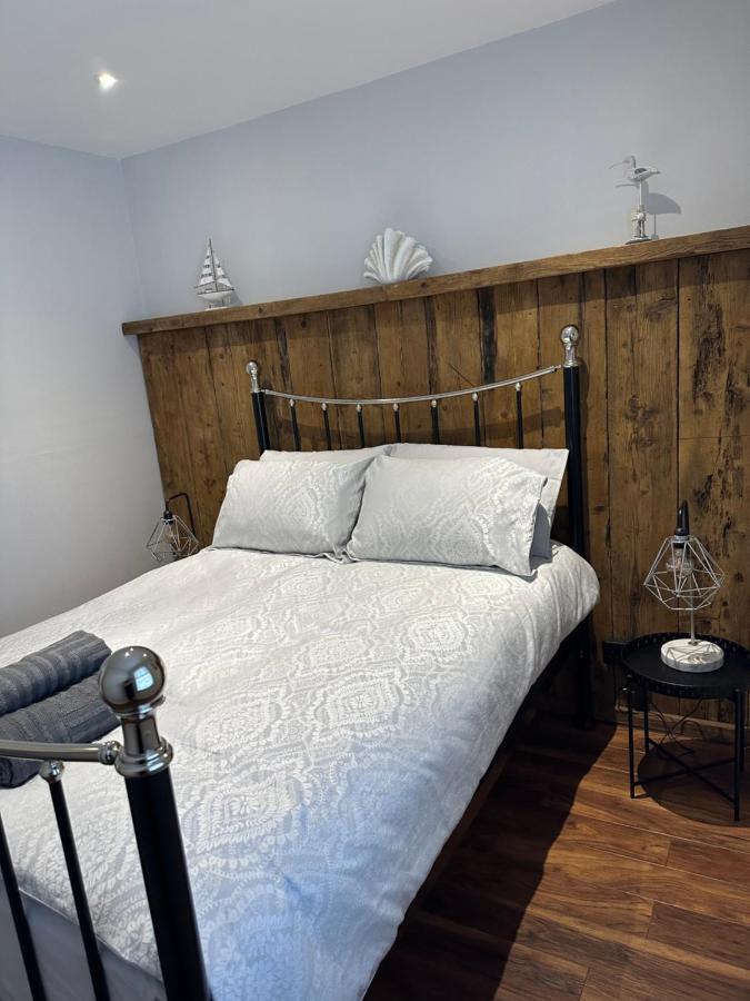 2 Hunters Lane Donaghadee Villa Bagian luar foto